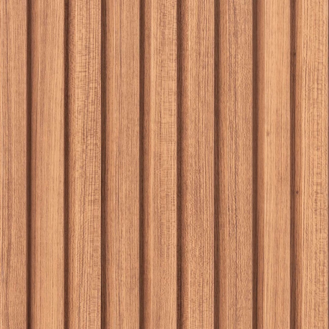 Palillaje Energy MDF Teak 121x2800 mm