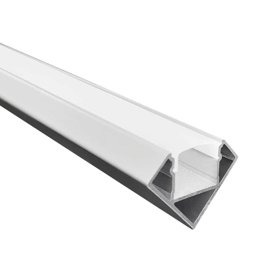PERFIL PARA CINTA LED STUDIO SOBREPUESTO TRIANGULAR (2 METROS) H1.8 2.5x200 CM BLANCO